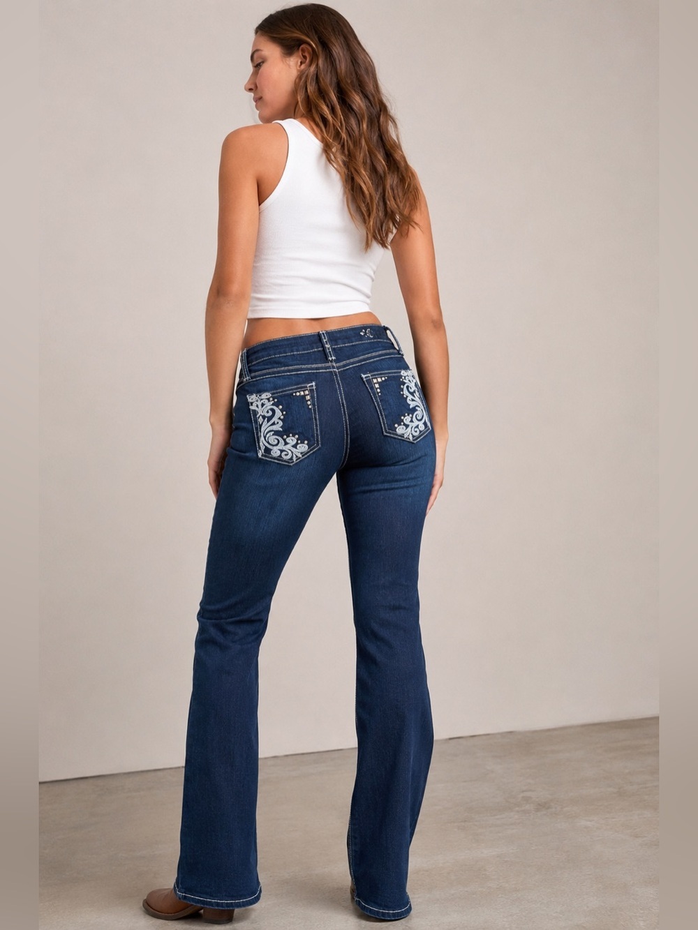 Cruel Girl Gwen Dark Wash Embroidered Studded Bootcut Jeans Size 7 Long NWOT